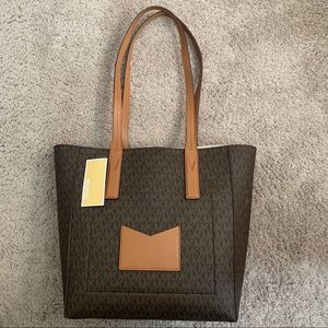 Micheal Kors Junie Tote
